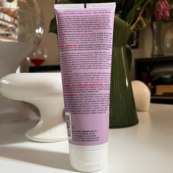First Aid Beauty KP Bump Eraser Body Scrub 8oz. NWT - Picture 2 of 3